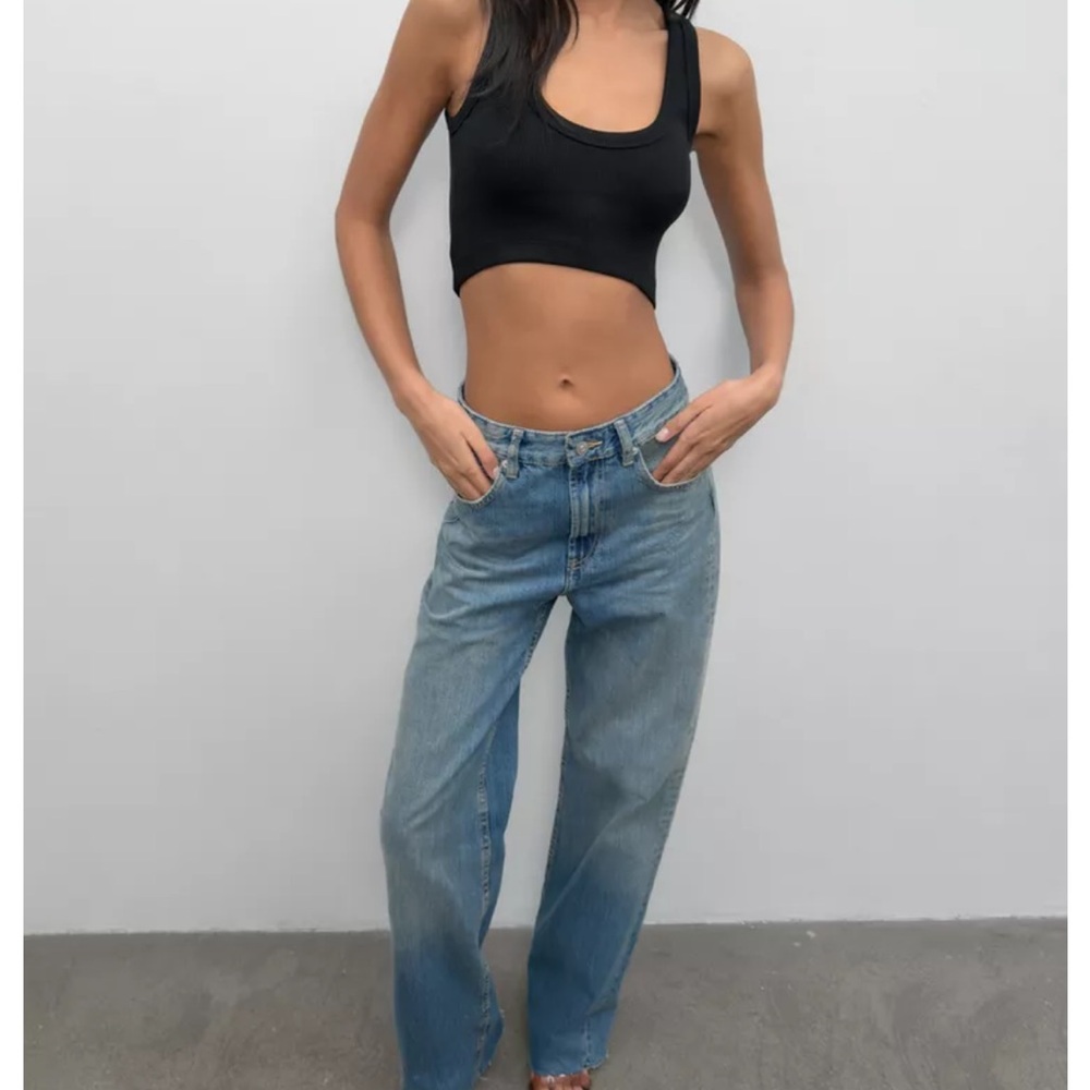 Zara High-Waist Wide Leg Women's Jeans in Light Blue